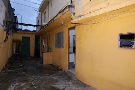 Casa à venda com 276m², 2 quartos e 1 vagaQuintal