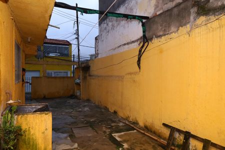 Casa à venda com 276m², 2 quartos e 1 vagaQuintal