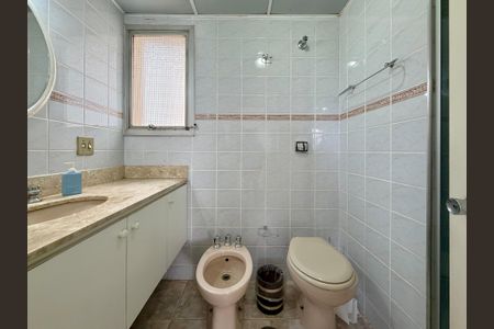 Apartamento à venda com 129m², 3 quartos e sem vagaBanheiro Social 
