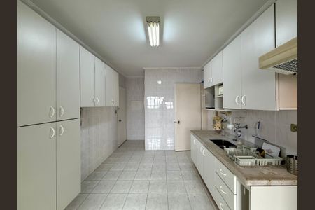 Apartamento à venda com 129m², 3 quartos e sem vagaCozinha 