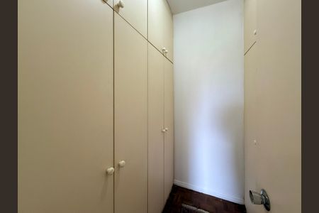 Apartamento à venda com 129m², 3 quartos e sem vagaCloset Suíte 