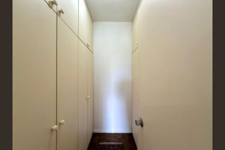 Apartamento à venda com 129m², 3 quartos e sem vagaCloset Suíte 