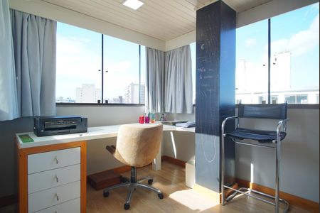 Apartamento para alugar com 220m², 3 quartos e 3 vagasQuarto 3