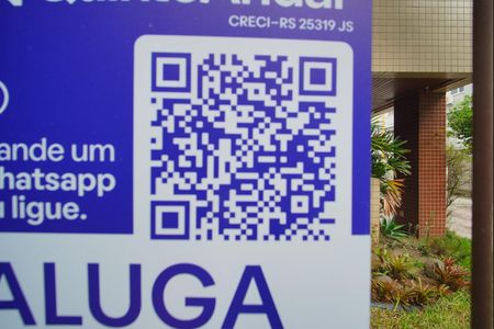 Apartamento para alugar com 220m², 3 quartos e 3 vagasQR Code