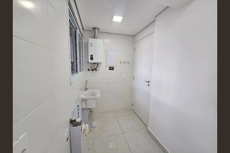 Apartamento à venda com 96m², 2 quartos e 2 vagasÁrea de serviço