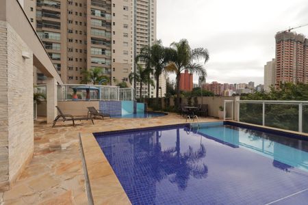 Apartamento à venda com 92m², 2 quartos e 1 vagaÁrea Comum - Piscina