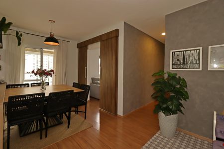 Apartamento à venda com 92m², 2 quartos e 1 vagaSala de Jantar