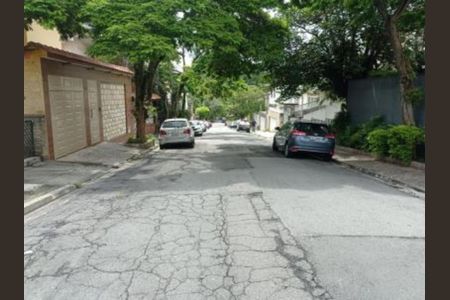 Casa à venda com 408m², 4 quartos e 1 vaga Casa à venda com 408m², 4 quartos e 1 vagaFoto 01