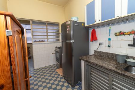 Apartamento à venda com 100m², 2 quartos e sem vagaCozinha