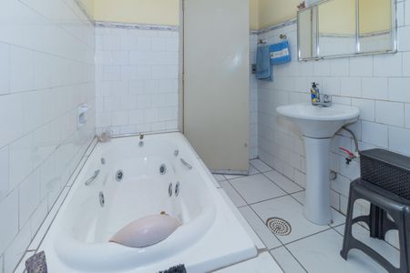 Apartamento à venda com 100m², 2 quartos e sem vagaBanheiro