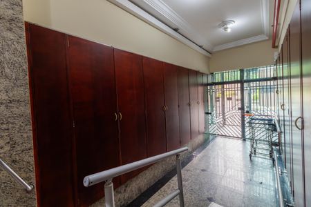 Apartamento à venda com 100m², 2 quartos e sem vagaHall de Entrada
