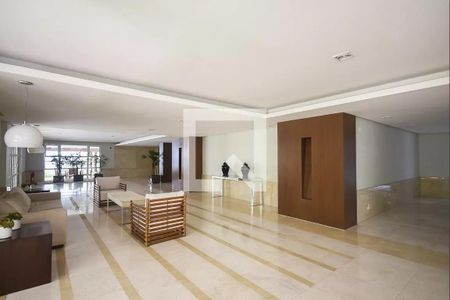 Apartamento para alugar com 256m², 3 quartos e 4 vagas Apartamento para alugar com 256m², 3 quartos e 4 vagasÁrea comum