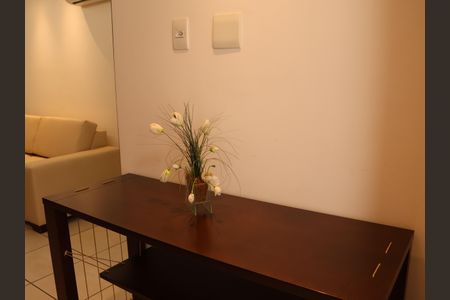 Apartamento para alugar com 63m², 2 quartos e 1 vagaDetalhe da sala