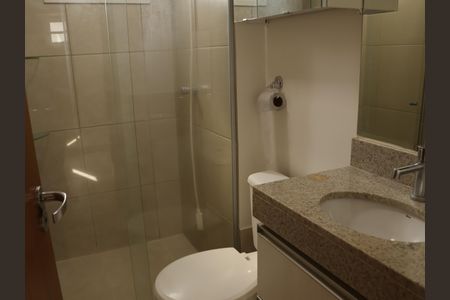 Banheiro da Suíte 1 de apartamento para alugar com 2 quartos, 63m² em Jardim Goiás, Goiânia