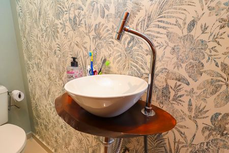 Casa de condomínio à venda com 97m², 2 quartos e 3 vagasLavabo