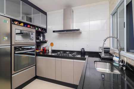 Casa de condomínio à venda com 97m², 2 quartos e 3 vagasCozinha