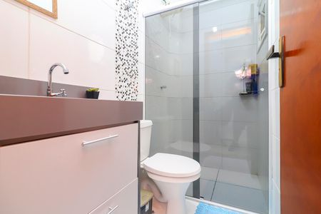 Casa de condomínio à venda com 97m², 2 quartos e 3 vagasBanheiro da Suíte 2