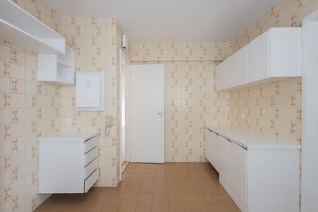 Apartamento à venda com 110m², 3 quartos e 2 vagasCozinha