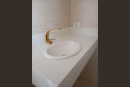 Casa de condomínio à venda com 150m², 3 quartos e 2 vagas Casa de condomínio à venda com 150m², 3 quartos e 2 vagasBanheiro