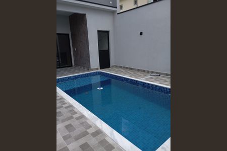 Casa de condomínio à venda com 150m², 3 quartos e 2 vagas Casa de condomínio à venda com 150m², 3 quartos e 2 vagasÁrea externa