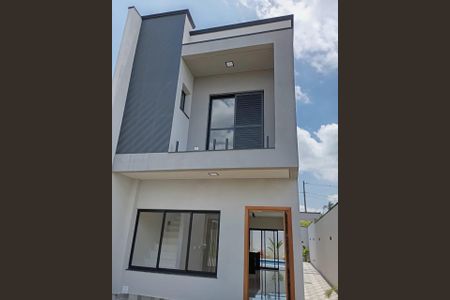 Casa de condomínio à venda com 150m², 3 quartos e 2 vagas Casa de condomínio à venda com 150m², 3 quartos e 2 vagasÁrea externa