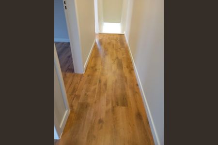 Casa de condomínio à venda com 150m², 3 quartos e 2 vagas Casa de condomínio à venda com 150m², 3 quartos e 2 vagasCorredor