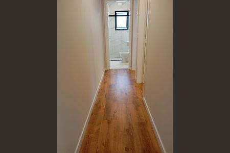 Casa de condomínio à venda com 150m², 3 quartos e 2 vagas Casa de condomínio à venda com 150m², 3 quartos e 2 vagasCorredor