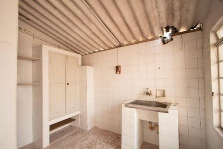 Casa para alugar com 130m², 3 quartos e 1 vagaÁrea de Serviço