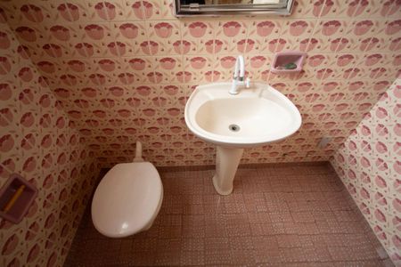 Casa para alugar com 130m², 3 quartos e 1 vagaBanheiro