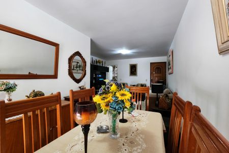 Apartamento à venda com 91m², 2 quartos e 1 vagaSala 