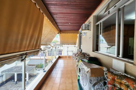 Apartamento à venda com 91m², 2 quartos e 1 vagaVaranda 