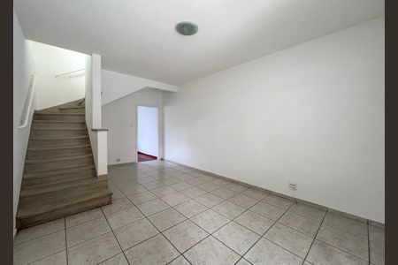 Sala de casa à venda com 2 quartos, 120m² em Bosque da Saúde, São Paulo