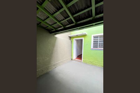 Casa à venda com 120m², 2 quartos e 1 vagaQuintal