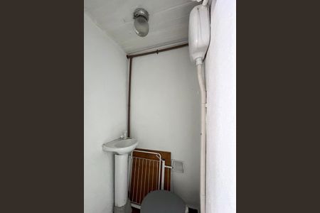 Casa à venda com 120m², 2 quartos e 1 vagaBanheiro de serviço