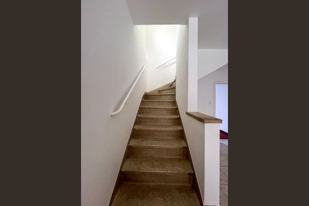 Escada de casa à venda com 2 quartos, 120m² em Bosque da Saúde, São Paulo