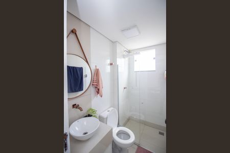 Apartamento à venda com 56m², 2 quartos e 1 vagaBanheiro Social