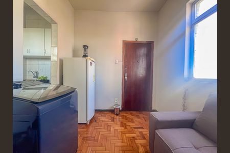 Studio para alugar com 37m², 1 quarto e sem vaga Studio para alugar com 37m², 1 quarto e sem vagaSala