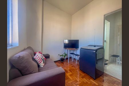 Studio para alugar com 37m², 1 quarto e sem vaga Studio para alugar com 37m², 1 quarto e sem vagaSala