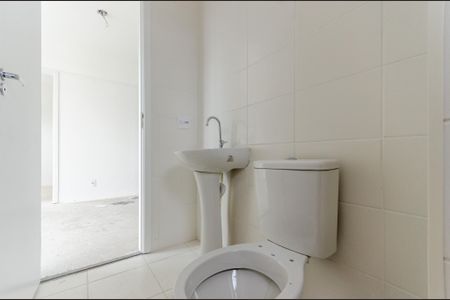 Apartamento à venda com 44m², 2 quartos e sem vaga Apartamento à venda com 44m², 2 quartos e sem vagaBanheiro