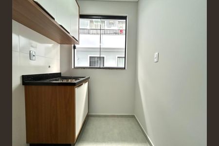 Apartamento para alugar com 80m², 2 quartos e 1 vagaÁrea de Serviço