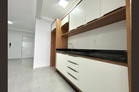 Apartamento para alugar com 80m², 2 quartos e 1 vagaCozinha 