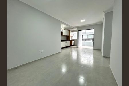 Apartamento para alugar com 80m², 2 quartos e 1 vagaSala