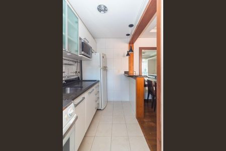 Cozinha  de apartamento para alugar com 1 quarto, 47m² em Bela Vista, Porto Alegre