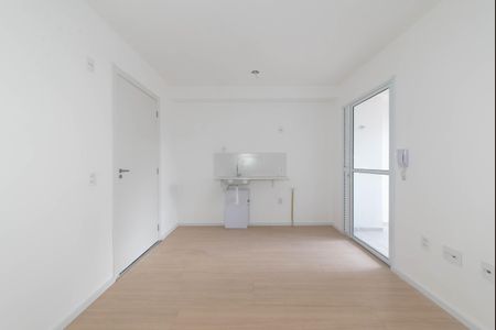 Sala - Cozinha Integrada de apartamento para alugar com 2 quartos, 29m² em Santo Amaro, São Paulo