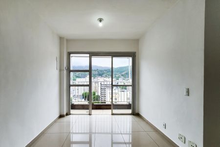 Apartamento à venda com 100m², 3 quartos e 2 vagasSala 