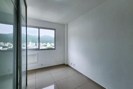 Apartamento à venda com 100m², 3 quartos e 2 vagasQuarto 1