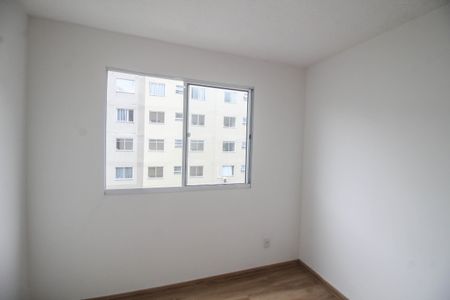 Quarto 1 de apartamento para alugar com 2 quartos, 48m² em Jardim Alvorada, Nova Iguaçu