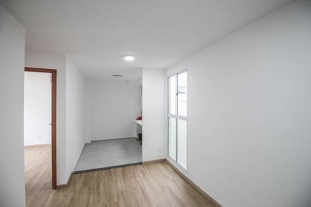 Sala de apartamento para alugar com 2 quartos, 48m² em Jardim Alvorada, Nova Iguaçu