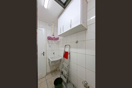 Apartamento para alugar com 38m², 1 quarto e sem vagaBanheiro 