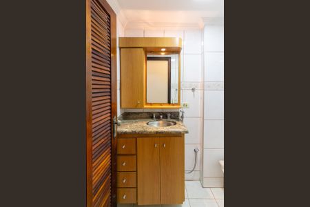 Apartamento para alugar com 74m², 3 quartos e 2 vagasBanheiro Social